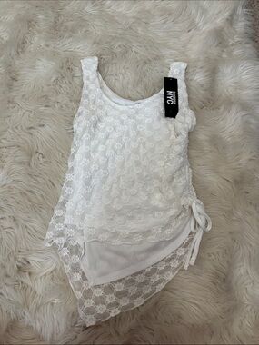 NWT NYC White Floral Lace Side-Tie asymmetrical Tank